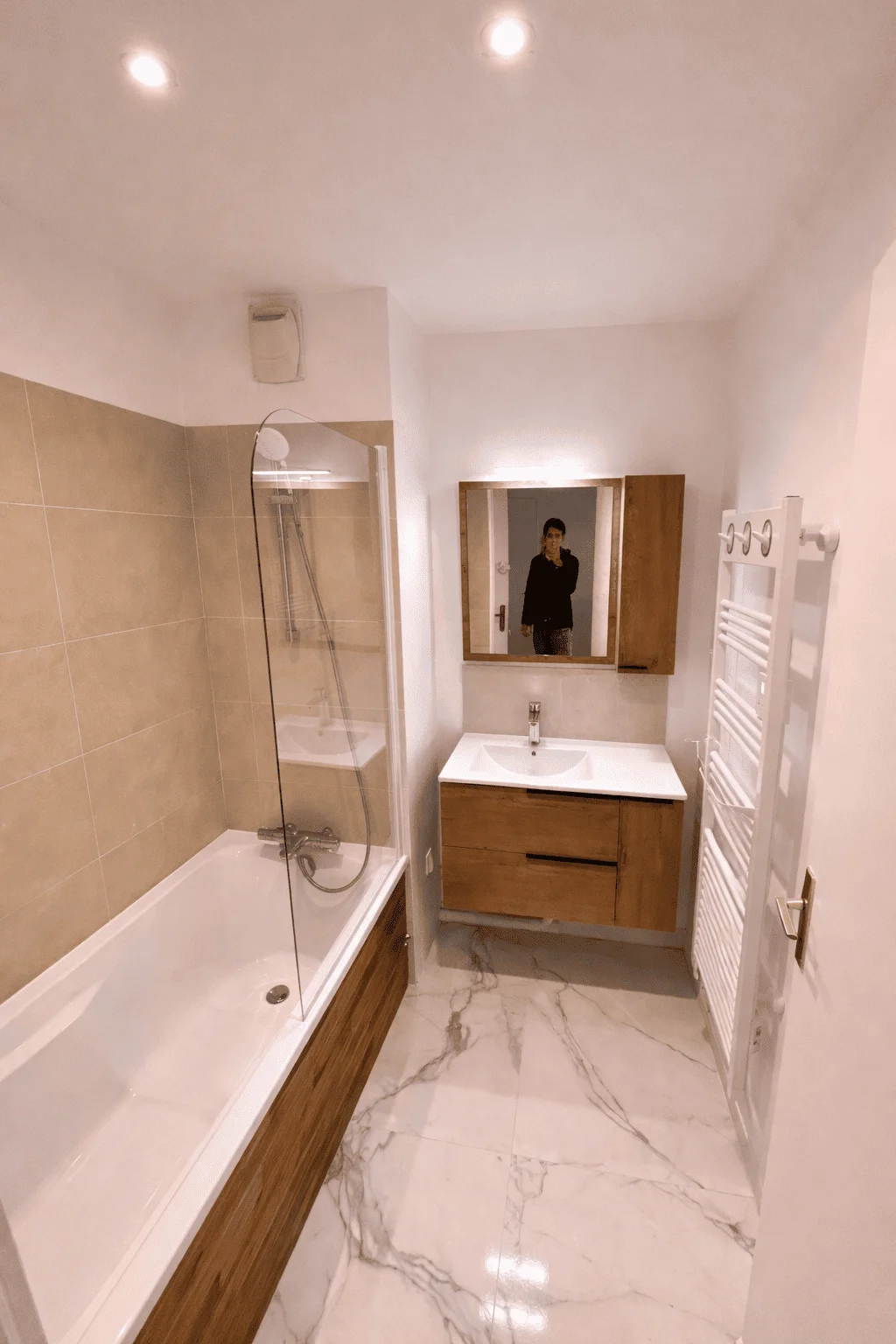 Après rénovation — salle de bain